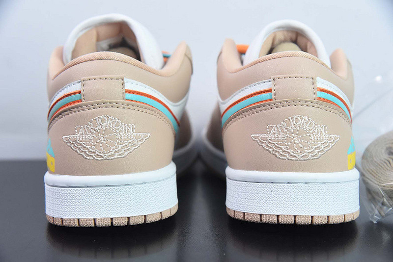 Air Jordan 1 Low DC0774-801