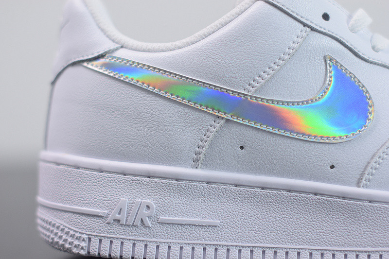 NIKE AIR FORCE 1 LOW