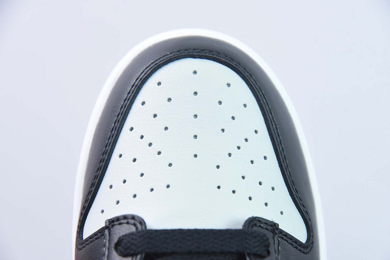 Nike Dunk Low "Chenille Swh" DQ7683-001