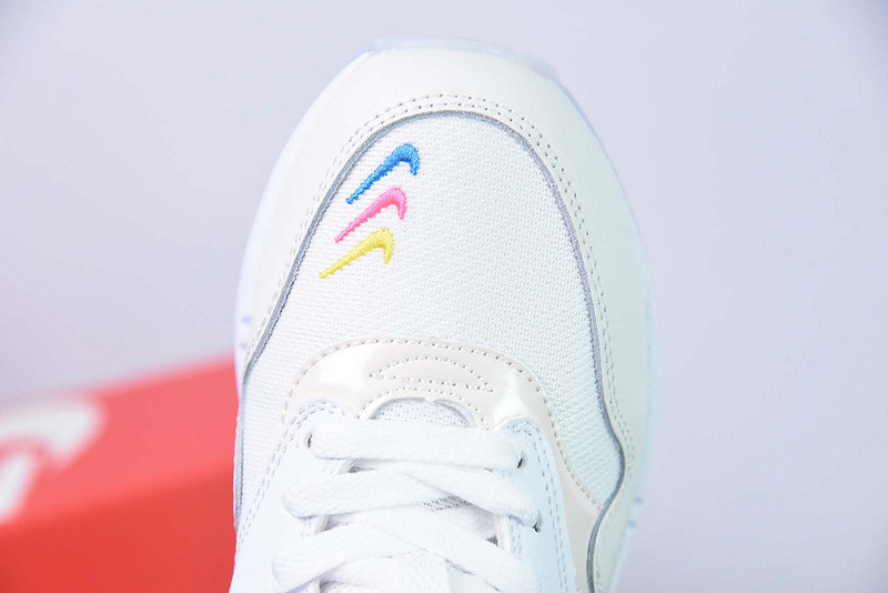 Nike Air Max 1 "Unlock Your Space" FN0608-101