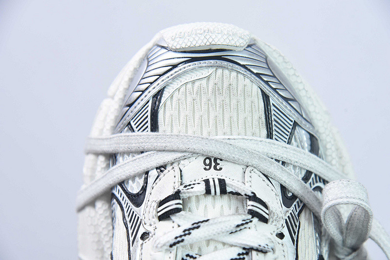 BC 3XL SNEAKER