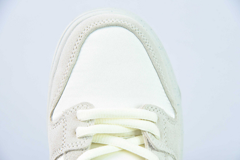 Nike SB Dunk Low Valentine