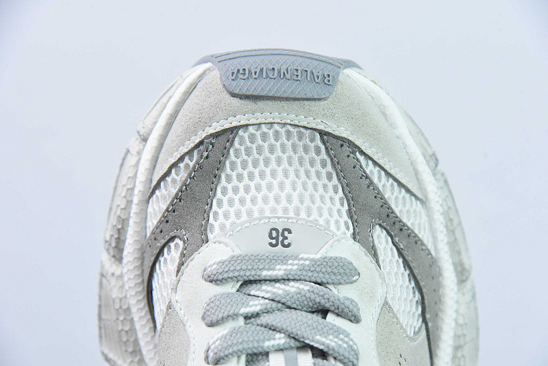 BC XL SNEAKERS