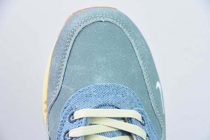 Nike Air Max 1 Premium 