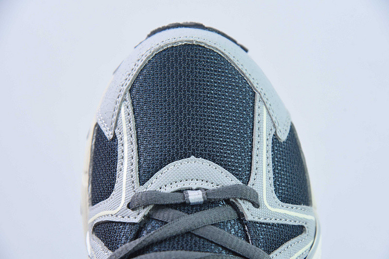 ASICS Tiger GEL-1090