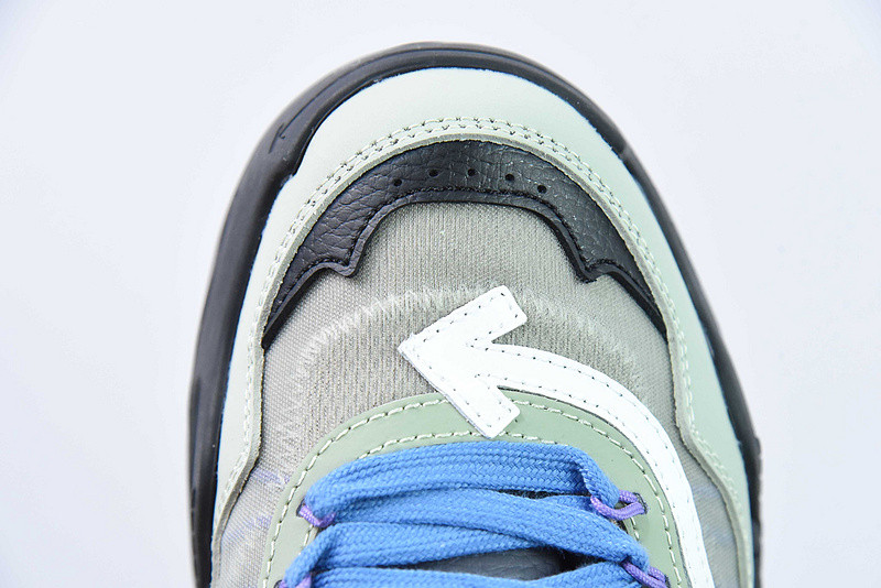 OF C/O ODSY-1000 SNEAKER
