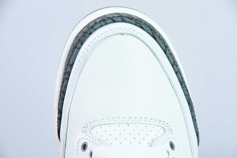 AIR JORDAN 3 “CEMENT GREY” CT8532-106