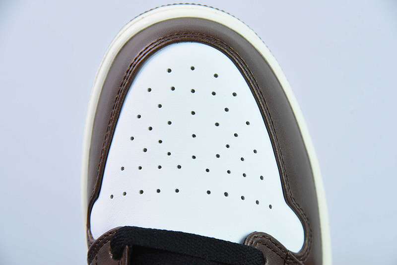 Air Jordan 1 Low SE "White/Sail/Blue" FQ7832-142