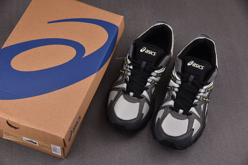 ASICS Gel‑Kahana 8 Grey/Black 1011B109‑026