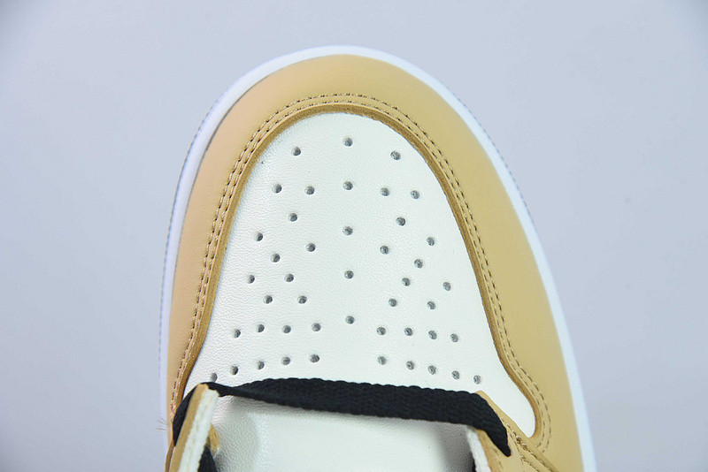 Air Jordan 1 Low OG Rookie of the Year CZ0790-107