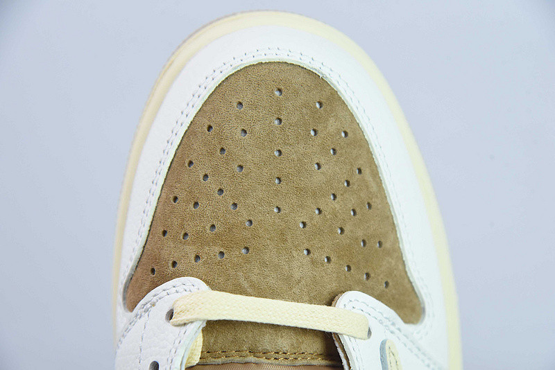 TRAVIS SCOTT X AIR JORDAN 1 LOW OG “SAIL/SHY PINK” DM7866-106