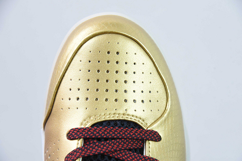 Nike Kobe 4 Protro Gold Medal FQ3544-100