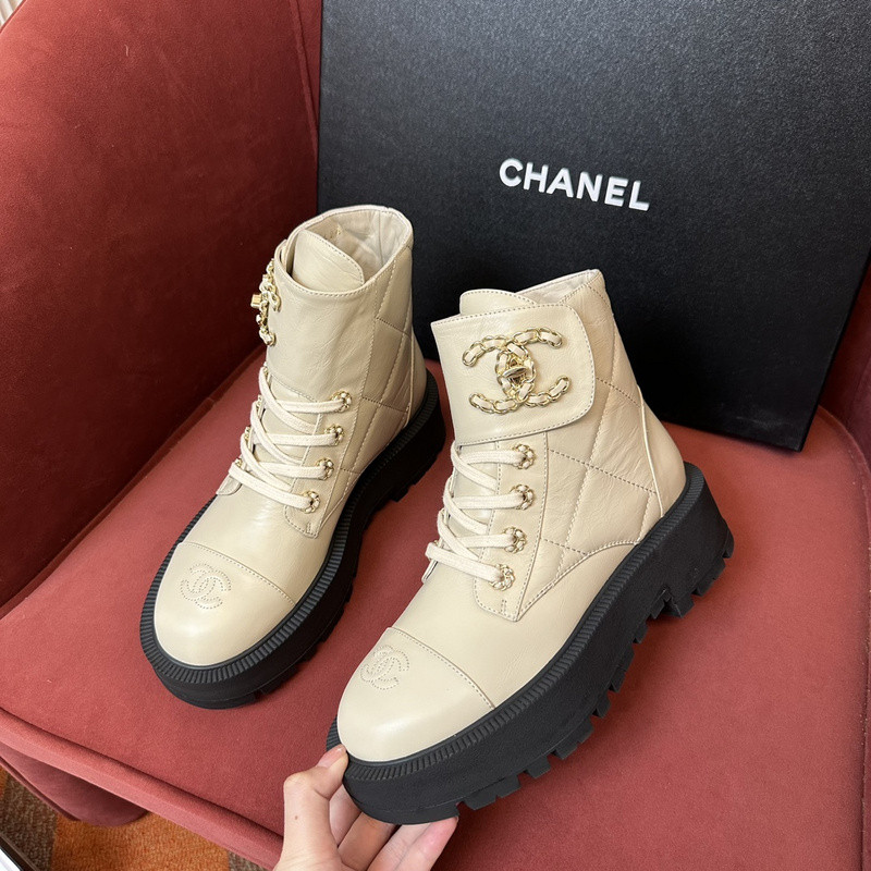 Chanel Sneaker