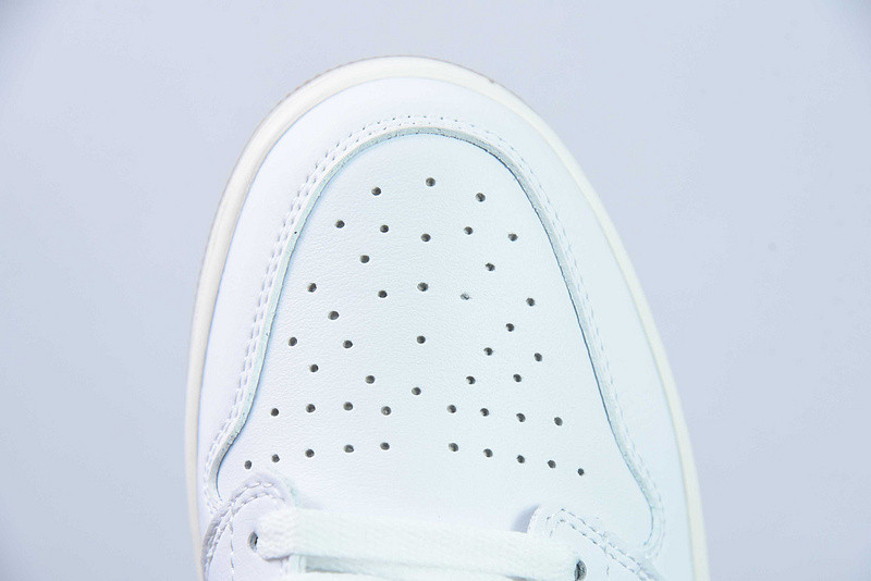 Air Jordan 1 Low OG WMNS "Oxidized Green" CZ0775-133