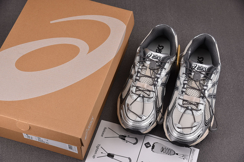 ASICS Gel-Kahana TR V4