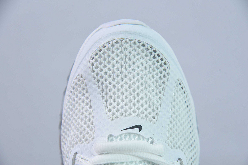 Nike Air Max 2013 "White/Silver" HF4884-100