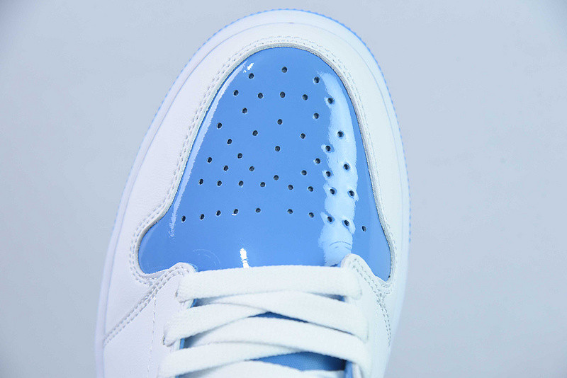 Air Jordan 1 Mid "Legend Blue" FZ2142-114