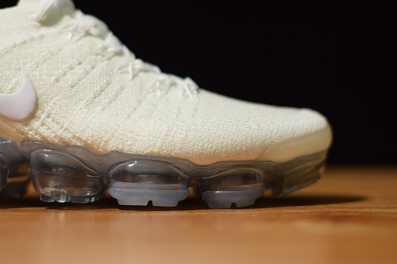 NIKE AIR VAPORMAX FLYKNIT 2 WHITE PURE PLATINUM 942842-100