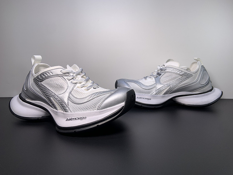 BC XL SNEAKERS