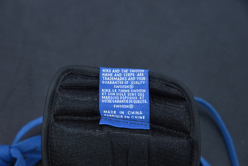 AIR JORDAN 1 DARK MARINA BLUE 555088-404