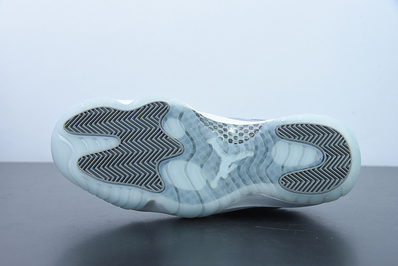 AIR JORDAN 11 RETRO LOW BG 