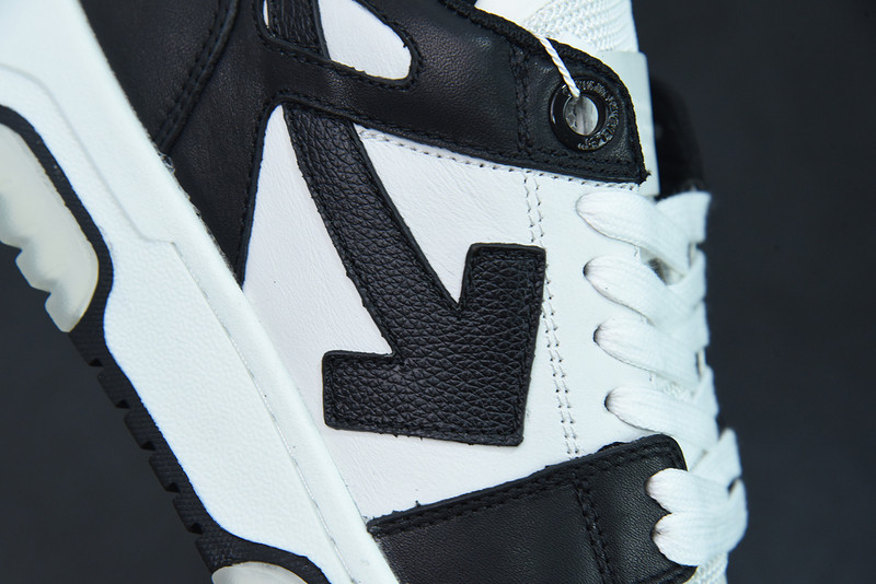 OF™ C/O VIRGIL ABLOH OUT OF OFFICE LOW-TOP LEATHER SNEAKERS ‘OOO“