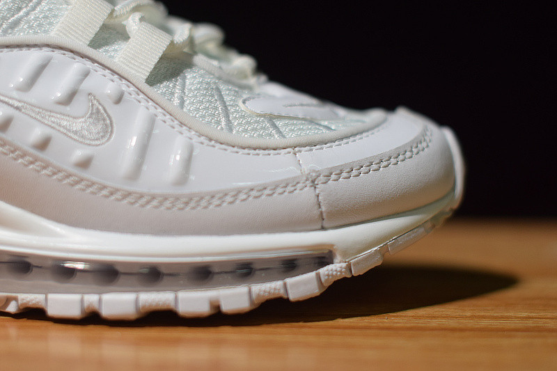 NIKE AIR MAX 98 
