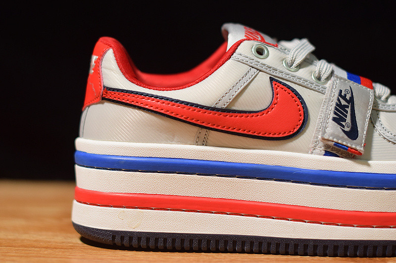 NIKE VANDAL 2K METALLIC SILVER UNIVERSITY RED (W) AO2868-001