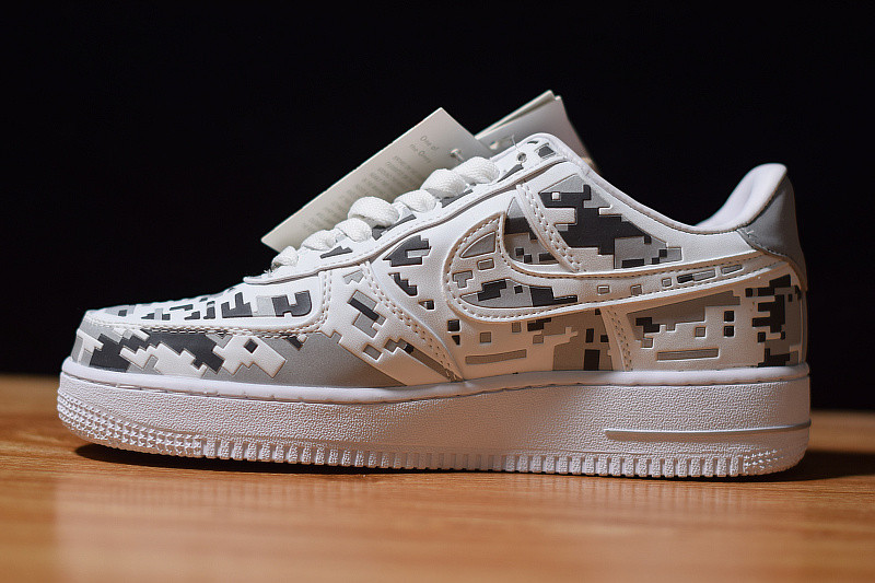 NIKE AIR FORCE 1 LOW PREMIUM 08 Qs