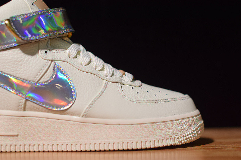 NIKE AIR FORCE 1 HIGH THE BUND AV2039-100