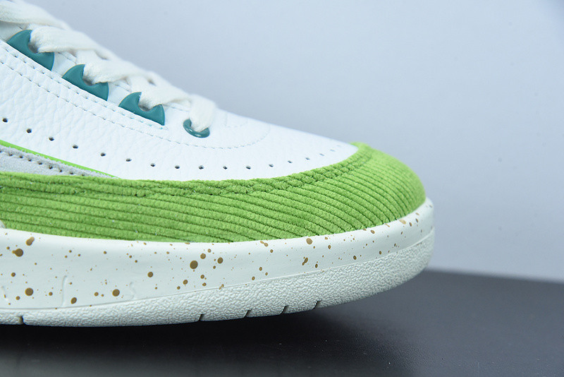 Titan x Air Jordan 2 Low DV6206-183