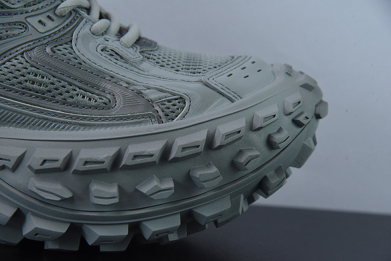 BC DEFENDER RUBBER PLATFORM SNEAKERS