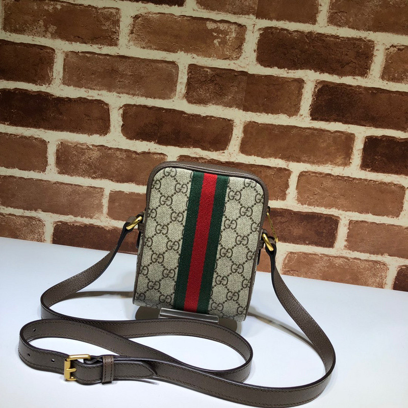 G*u*i shoulder bag