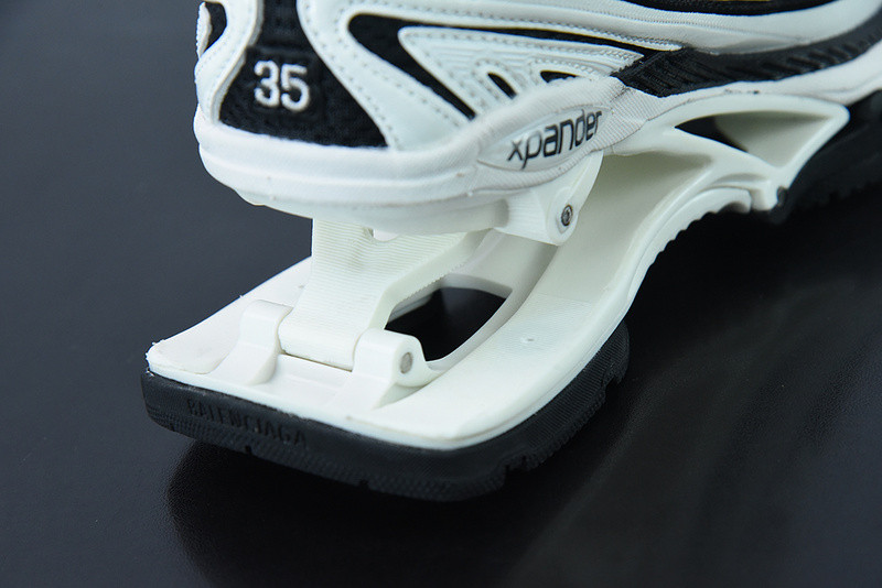BC X-PANDER 6.0 TRAINER 653871 W2RA9 9010