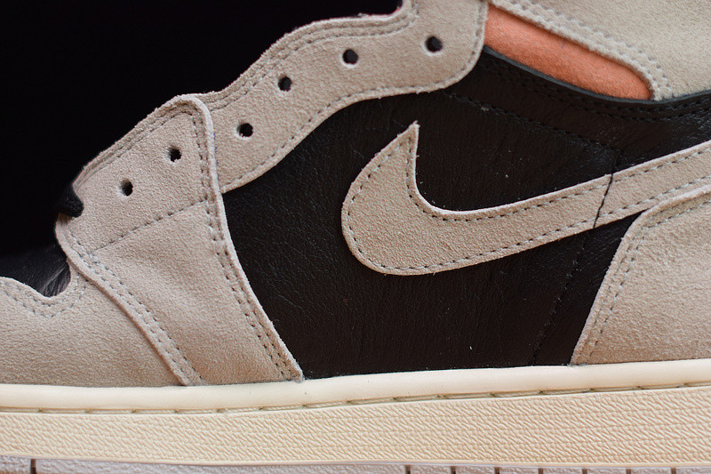 AIR JORDAN 1 RETRO HIGH OG “NEUTRAL GREY” 555088-018