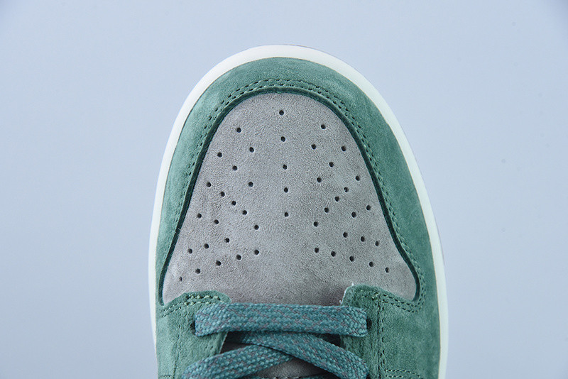 Otomo Katsuhiro x NK SB Dunk Low "Steamboy OST" FF1391-203