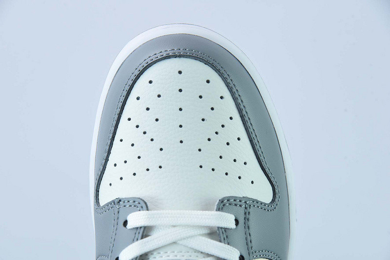 Nike SB Dunk Low Alien Dark Grey White Black CV0811-020