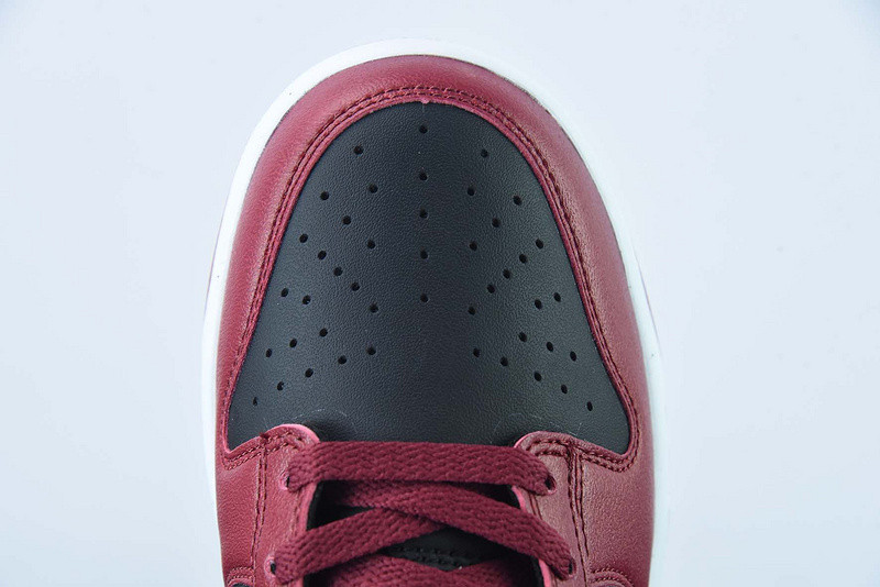 Nike Dunk Low Next Nature Appears In Wine Red And Black DN1431-002
