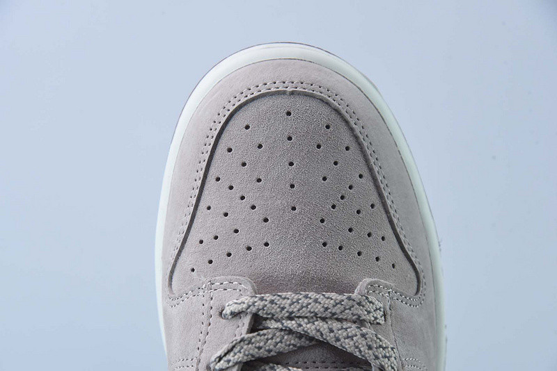 Otomo Katsuhiro x NiKe SB Dunk Low "Steamboy OST" ST1391-206