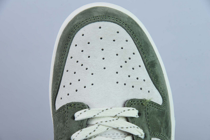 Otomo Katsuhiro x Nike SB Dunk Low "Steamboy OST" FF0918-015