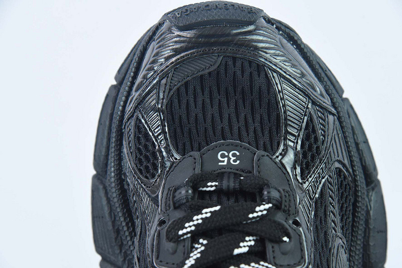 BC 3XL SNEAKER