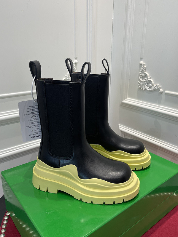 BOTTEGA VENETA SNEAKER