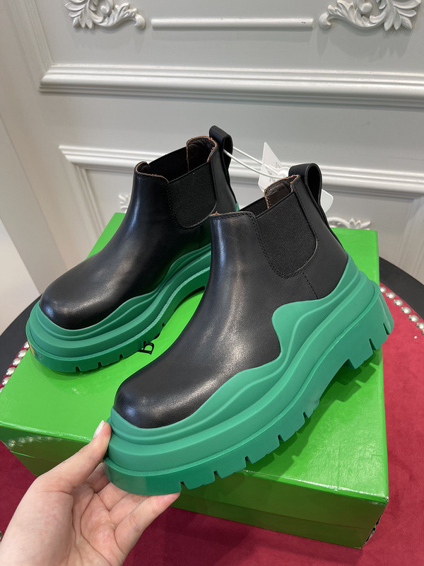 BOTTEGA VENETA SNEAKER