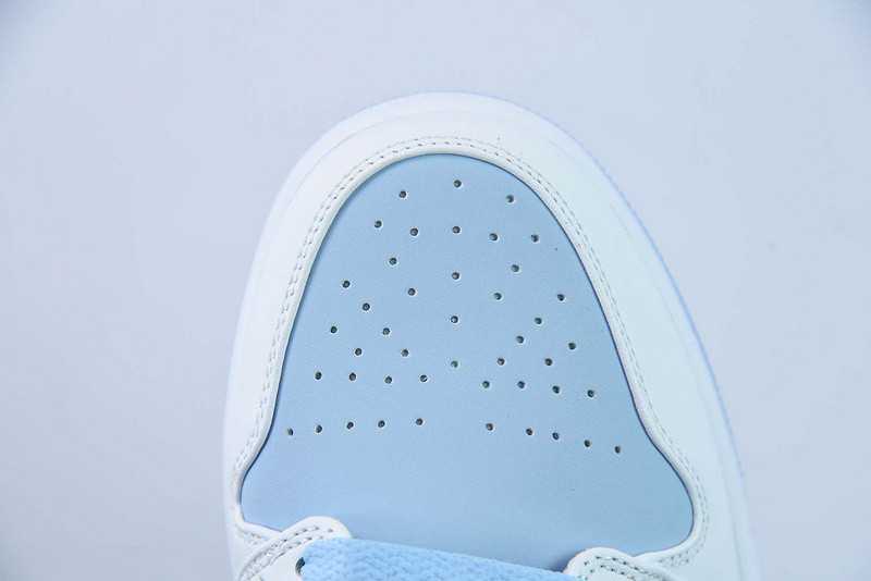 Air Jordan 1 Mid Ice Blue DV1308-104