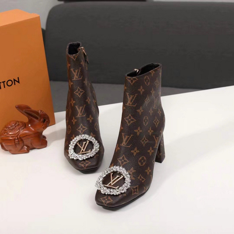 LVT BOOTS