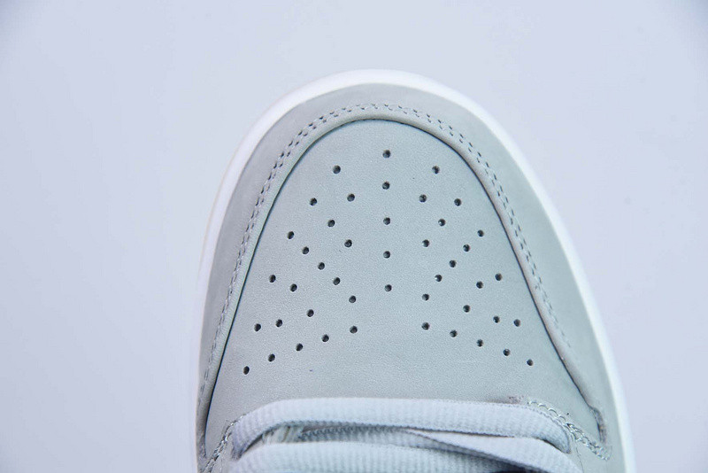 Nike DUNK LOW PRO ISO SB