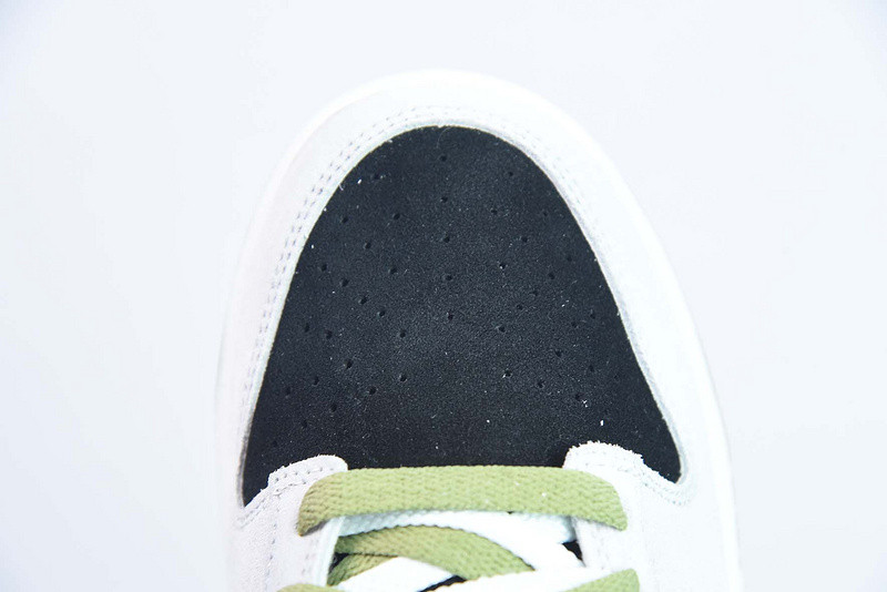 NiKe DUNK SB LOW DO9457-124