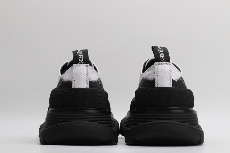 AlexER McEEN SNEAKERS