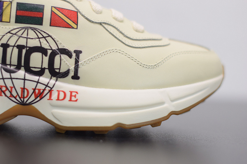 GUC RHYTON VINTAGE TRAINER SNEAKER 498916 A9L00 9520