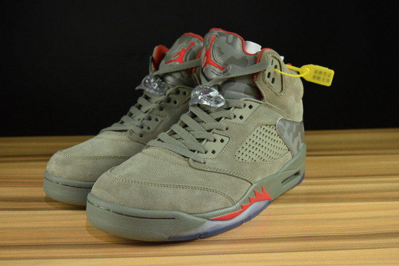 AIR JORDAN 5 RETRO 136027-051